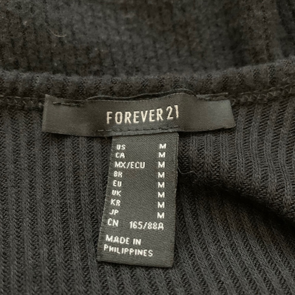 Forever 21 Long Sleeve Front Tie Crop Top - Picture 10 of 10